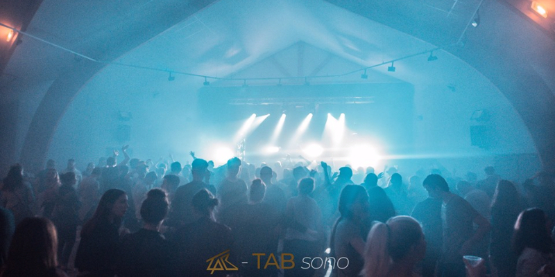 TAB sono premium, DJ DJ en représentation à Rhône - photo de couverture n° 3