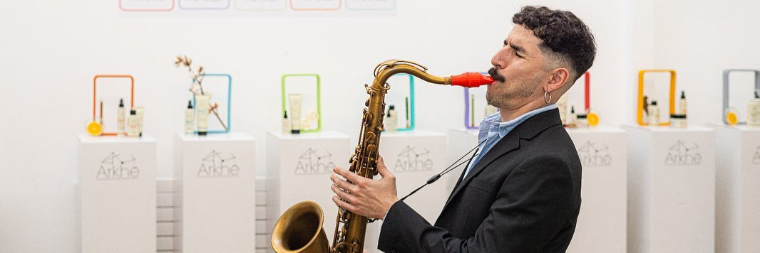 Sebastián Ochoa , musicien Saxophoniste en représentation à Paris - photo de couverture n° 4