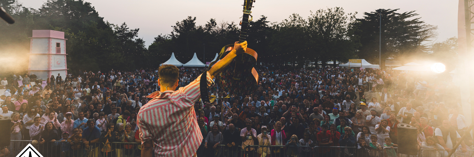 Mano, Chanteur Chanteur en représentation à Maine et Loire - photo de couverture n° 1