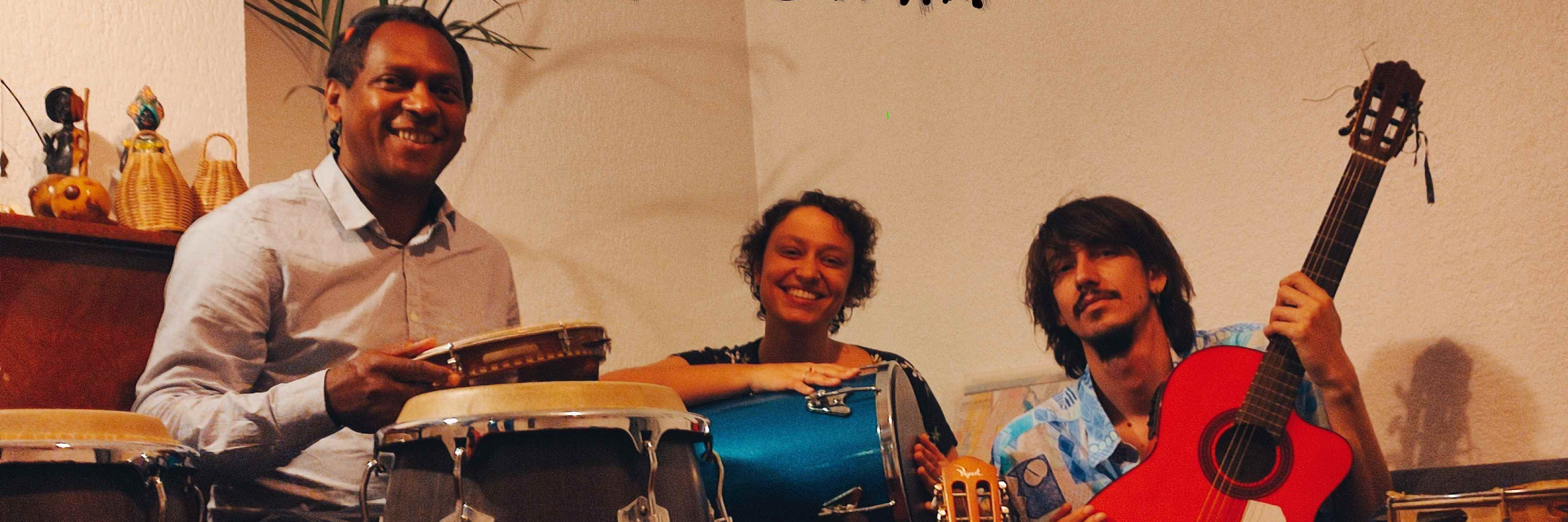 Saïra, groupe de musique Samba en représentation à Hérault - photo de couverture n° 3