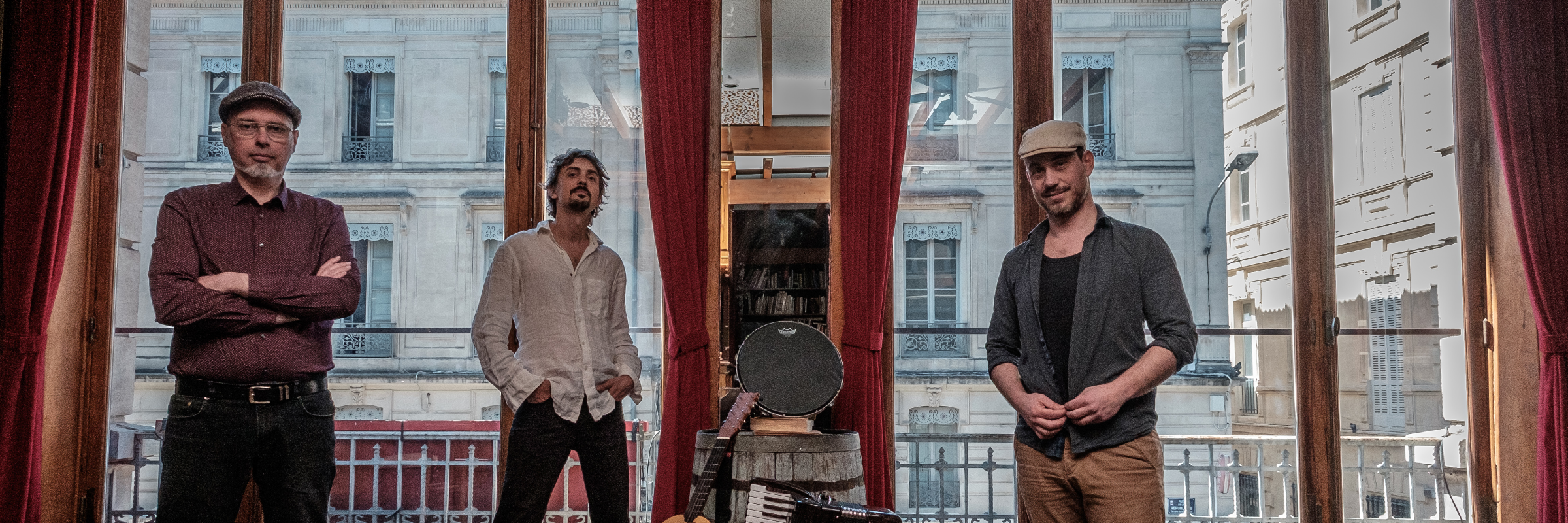 Tarant3lla, groupe de musique Musiques du monde en représentation à Drôme - photo de couverture