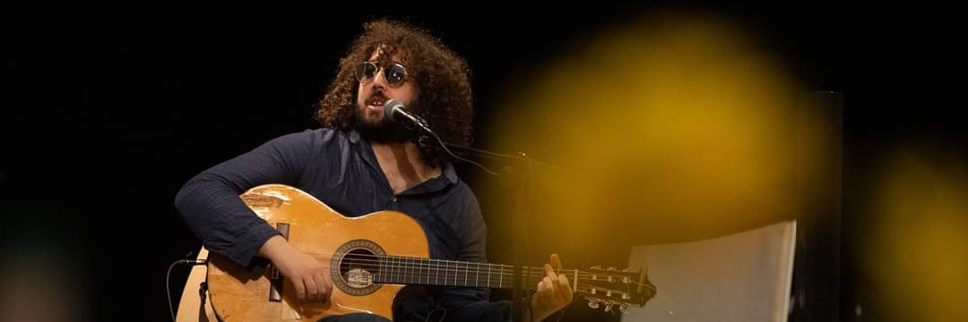 Aguila Mosaïk , musicien Guitariste en représentation à Bas Rhin - photo de couverture n° 1