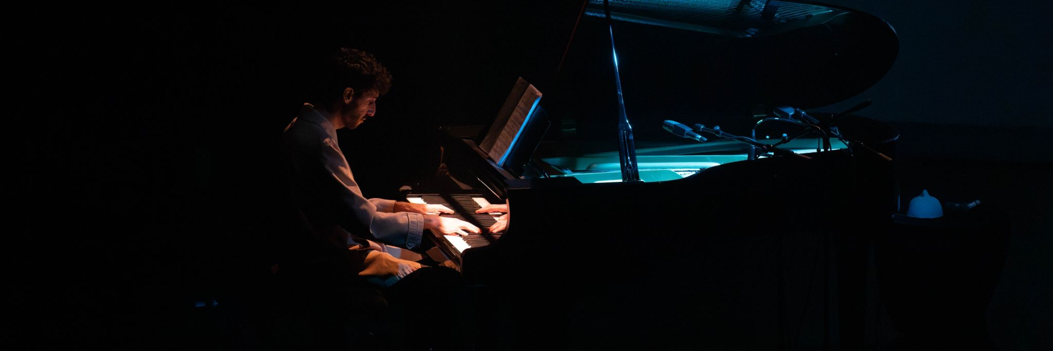 Concert de piano, musicien Pianiste en représentation à Paris - photo de couverture n° 1