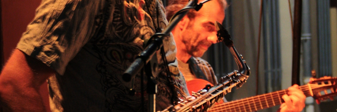 dolfy, musicien Chanteur en représentation à Bouches du Rhône - photo de couverture