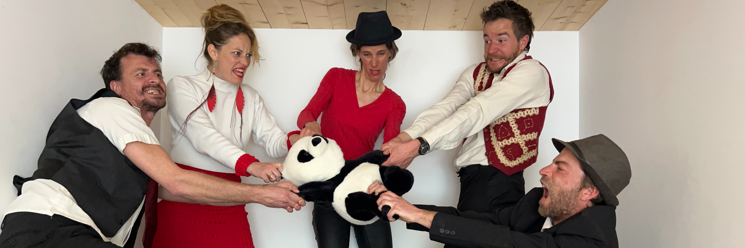 Les Pandas Royals, groupe de musique Swing en représentation à Rhône - photo de couverture