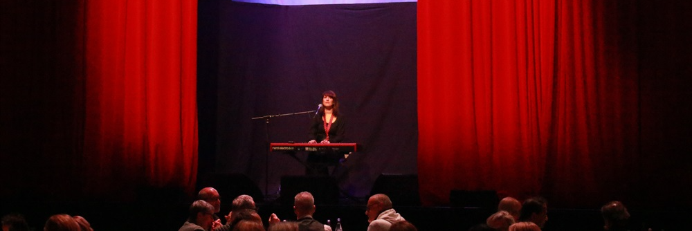 Dame Géraldine, musicien Pop en représentation à Haute Garonne - photo de couverture n° 5