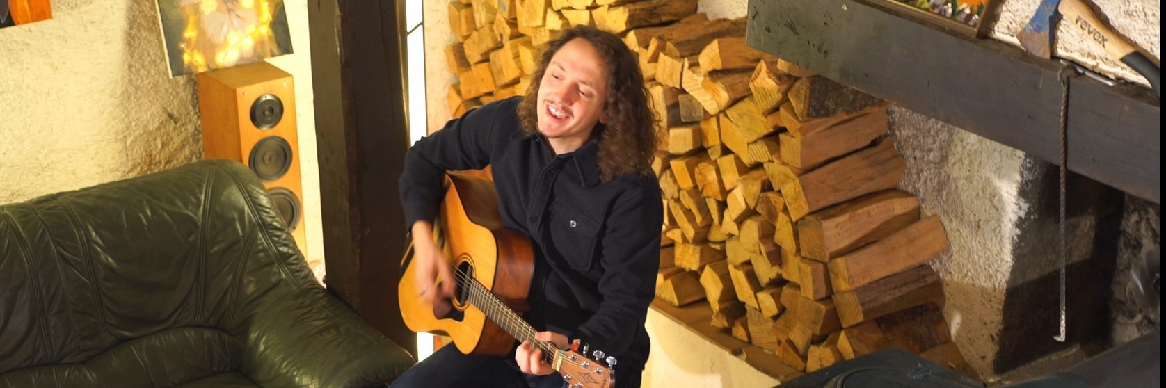 Maxime, musicien Chanteur en représentation à Haute Savoie - photo de couverture n° 2