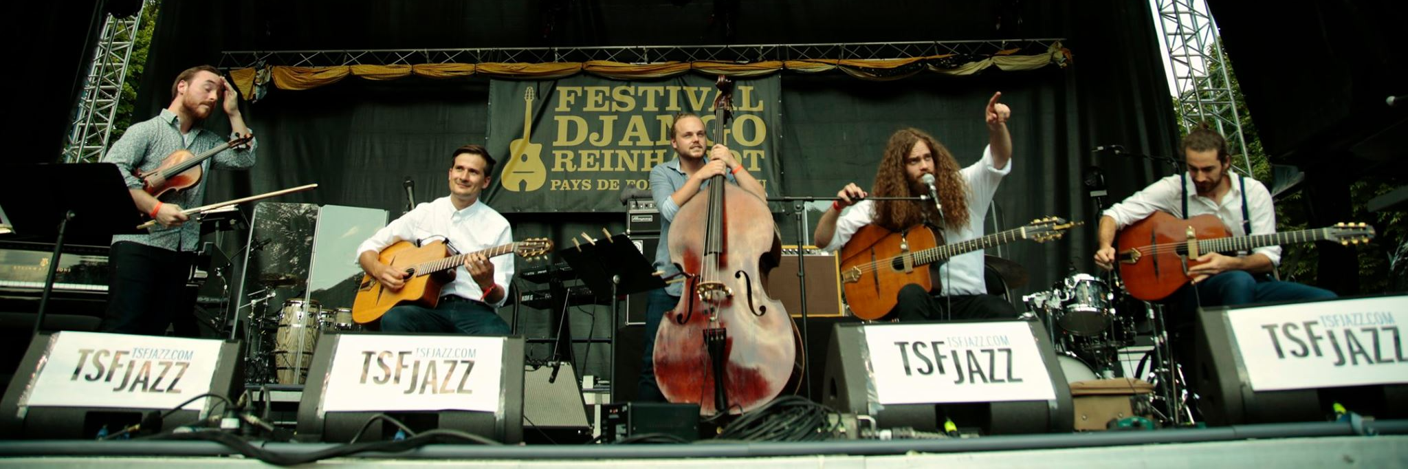 La Verdine, groupe de musique Gypsy en représentation à Paris - photo de couverture