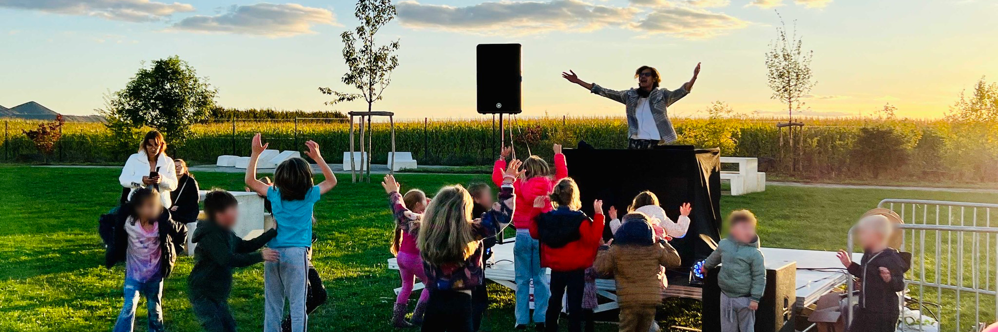 Basile, DJ DJ en représentation à Nord - photo de couverture n° 2