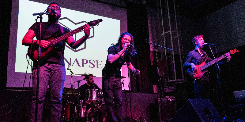 Synapse, groupe de musique Rock en représentation à Paris - photo de couverture n° 3