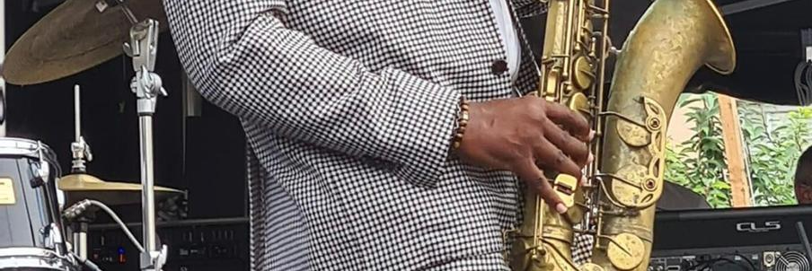 RE AB sax, musicien Saxophoniste en représentation à Bouches du Rhône - photo de couverture n° 5