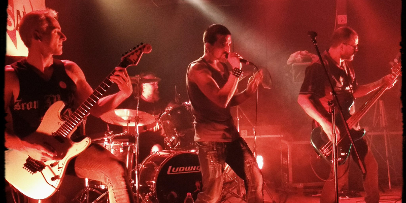 TROOPER666, groupe de musique Hard Rock en représentation à Gironde - photo de couverture