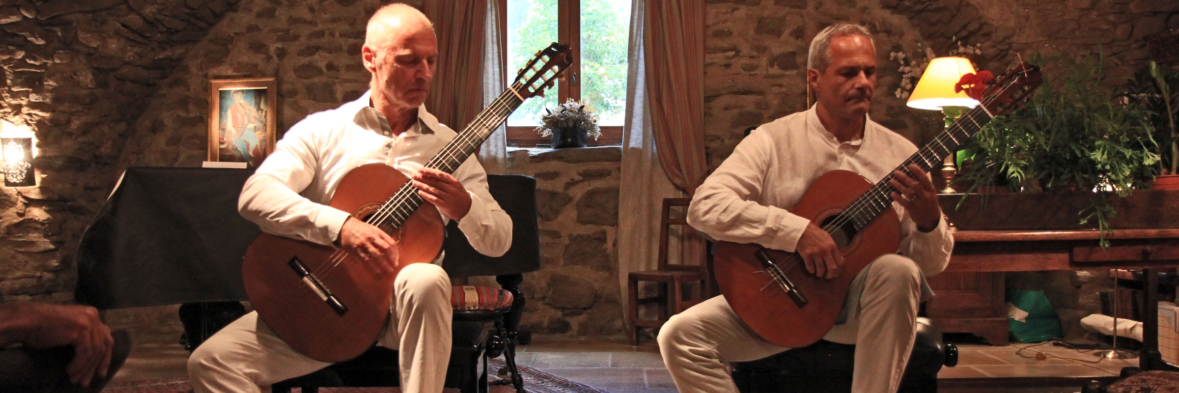 Duo Di Mosole-Neuhauser, musicien Guitariste en représentation à Haute Garonne - photo de couverture n° 3