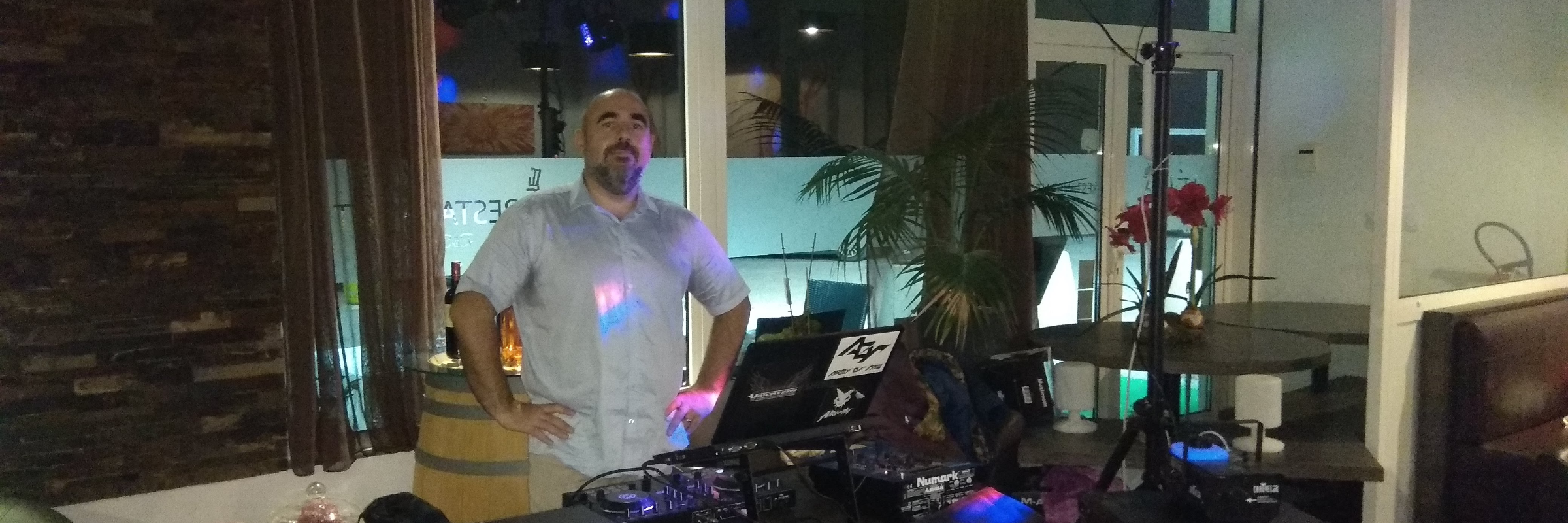 Dj Eric, DJ DJ en représentation à Bouches du Rhône - photo de couverture n° 1