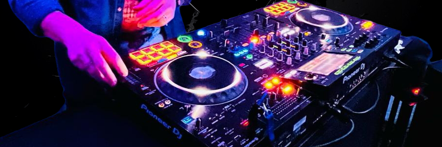 Dj hype, DJ DJ en représentation à Rhône - photo de couverture
