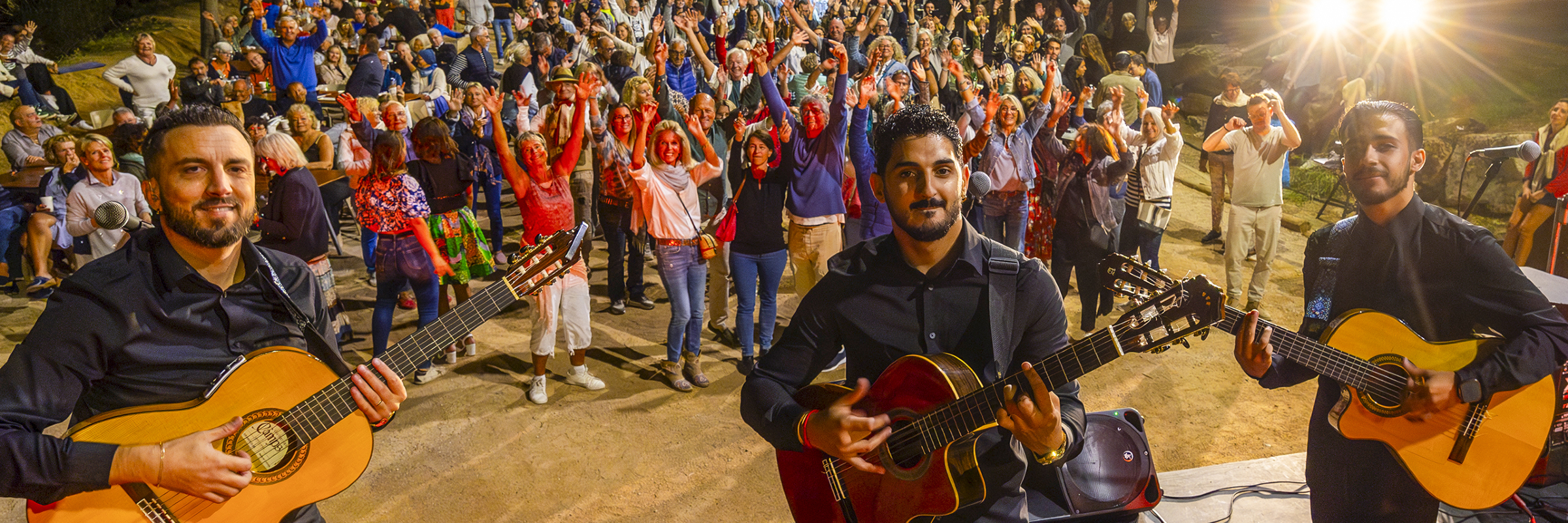 GIPSY UNITED , Chanteur Gypsy en représentation à Var - photo de couverture n° 4