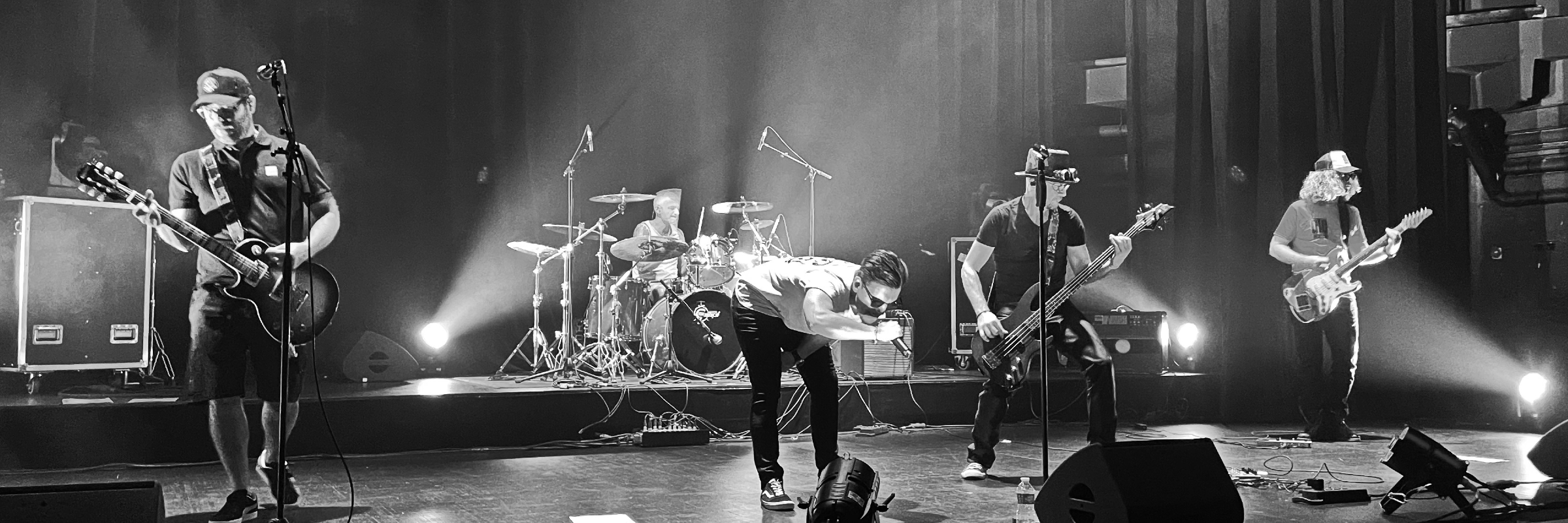 DEBATONIC, groupe de musique Metal en représentation à Haute Savoie - photo de couverture