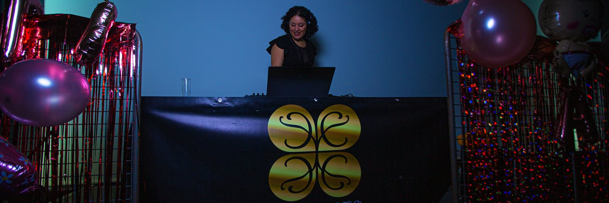 Bee Sweetie Djette , DJ DJ en représentation à Bouches du Rhône - photo de couverture n° 5