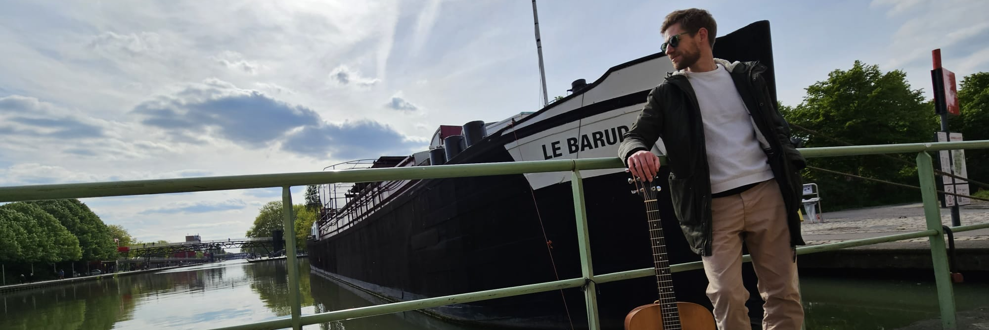 Benjamin, musicien Chanteur en représentation à Ille et Vilaine - photo de couverture