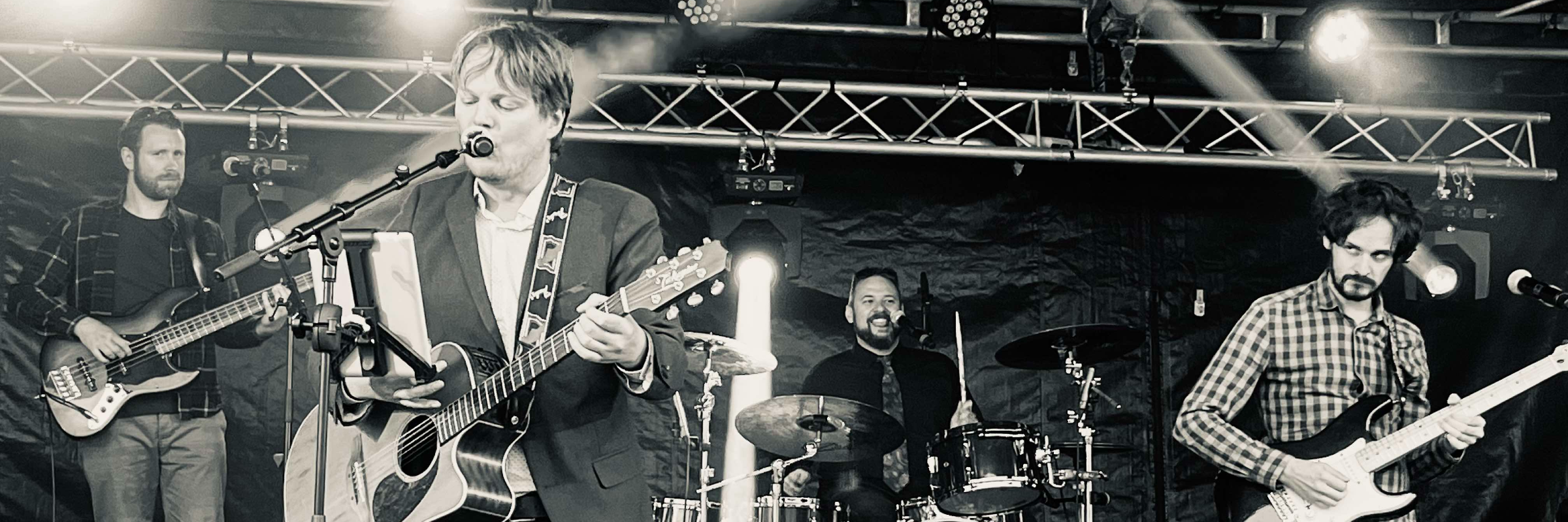 Johann Joosten, musicien Chanteur en représentation à Pas de Calais - photo de couverture