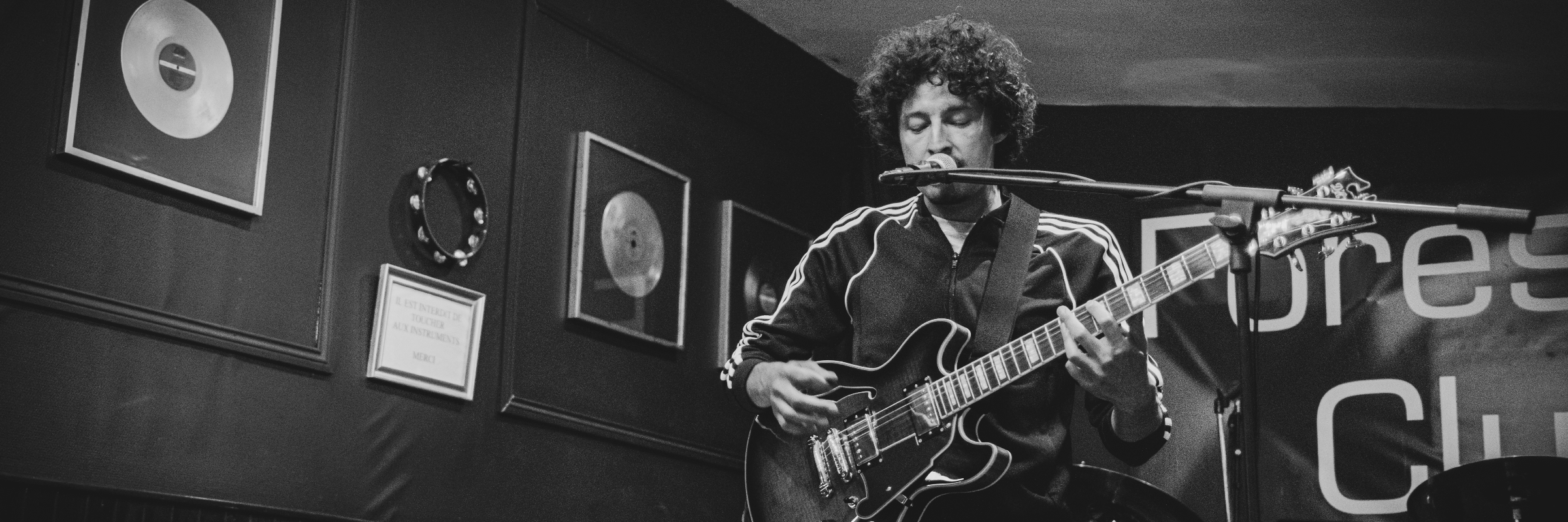 Yvon, musicien Chanteur en représentation à Val de Marne - photo de couverture n° 3