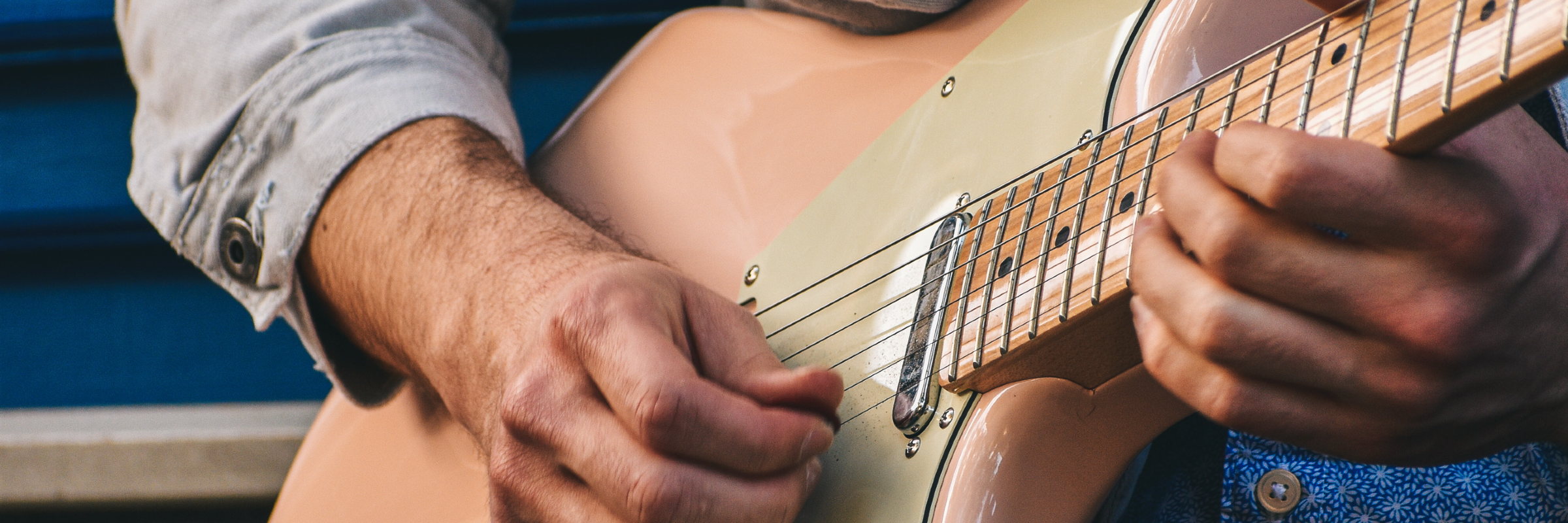 Hugo, musicien Guitariste en représentation à Bouches du Rhône - photo de couverture n° 3