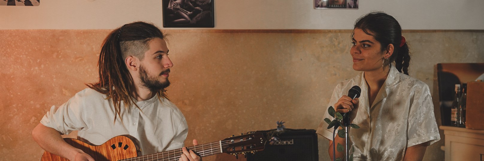 Malayerba , Chanteur Bossa Nova en représentation à Gironde - photo de couverture