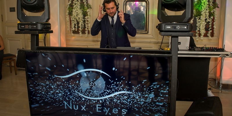 NUX, DJ DJ en représentation à Paris - photo de couverture n° 1