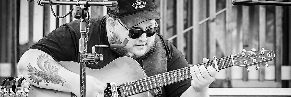 Rémi Doubi, musicien Chanteur en représentation à Haute Saône - photo de couverture n° 2