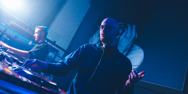 Sébastien Mrc, DJ DJ en représentation à Drôme - photo de couverture