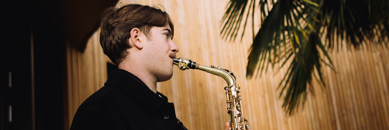 Arthur Saxo , Musiciens Saxophoniste en représentation à Côte d'Or - photo de couverture n° 2