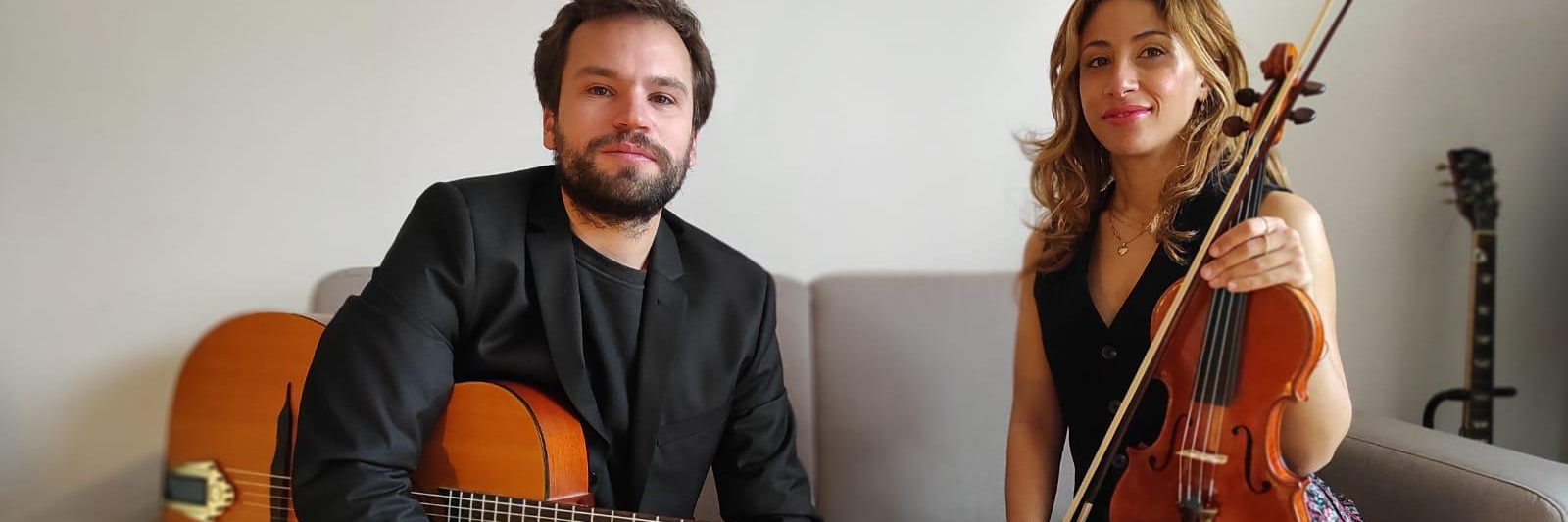 duo chansons francaises, musicien Chanteur en représentation à Paris - photo de couverture