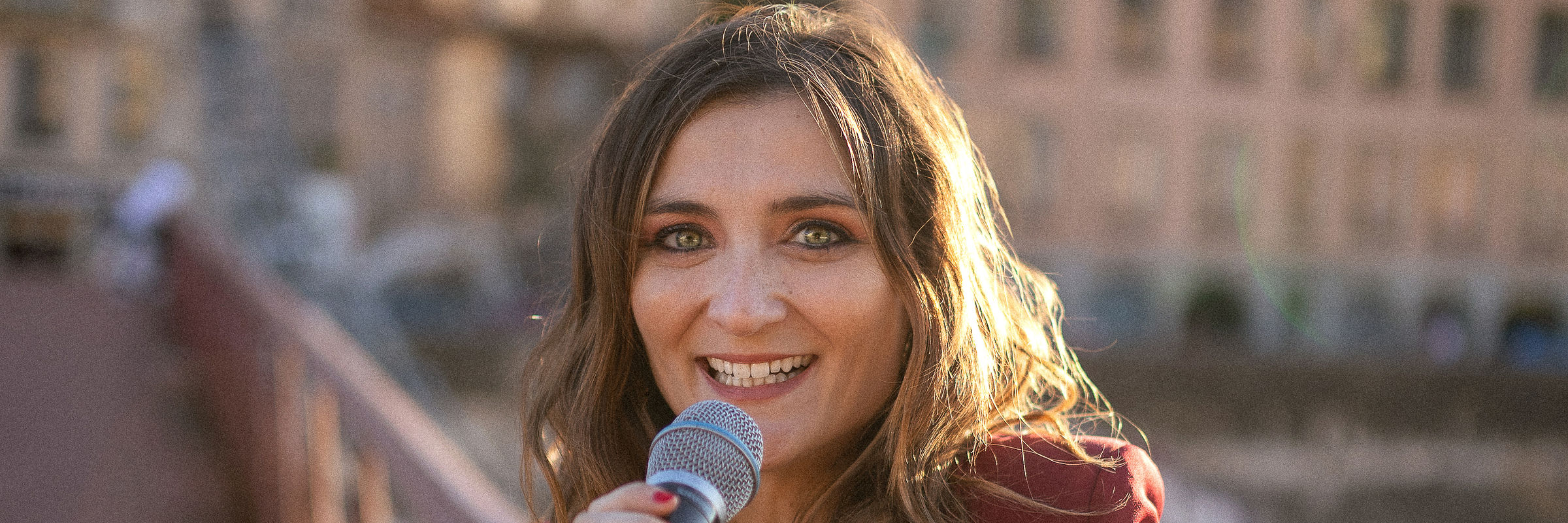 PAULINE DIENNET , musicien Chanteur en représentation à Isère - photo de couverture n° 5