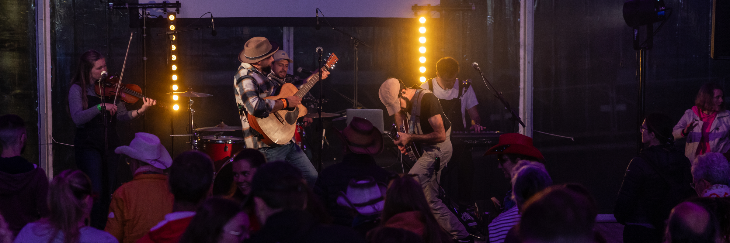 Les Fils de Juno, musicien Folk en représentation à Calvados - photo de couverture n° 2