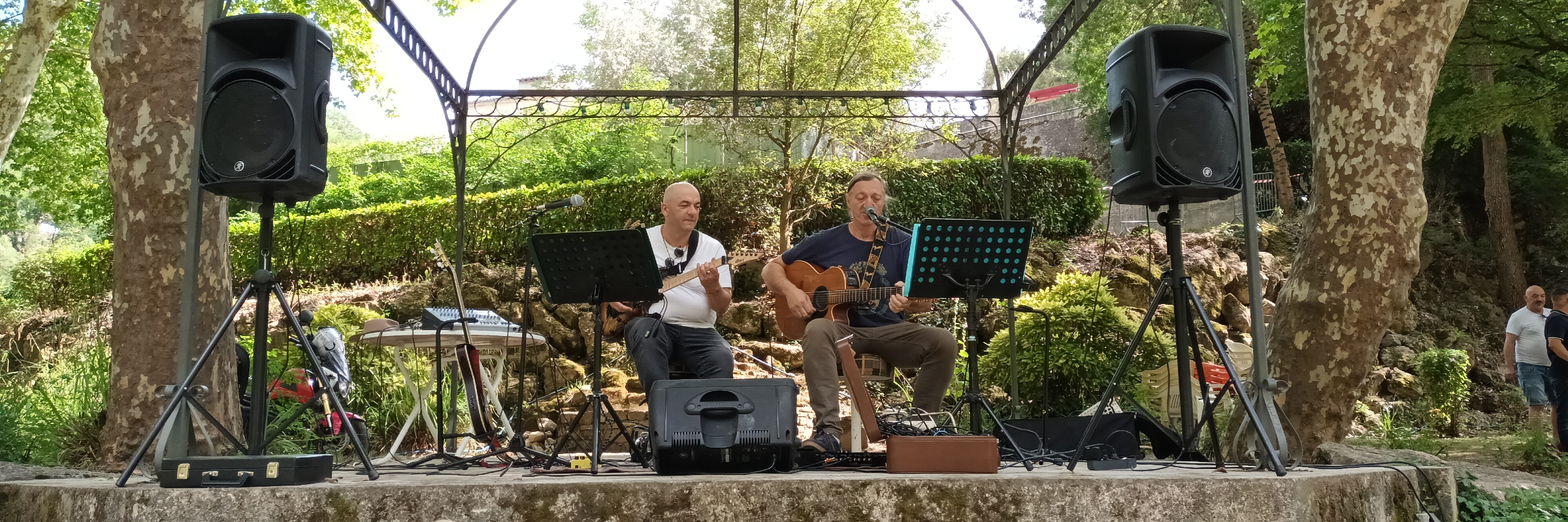 El Romano & Stefano, musicien Jazz Manouche en représentation à Aude - photo de couverture n° 2