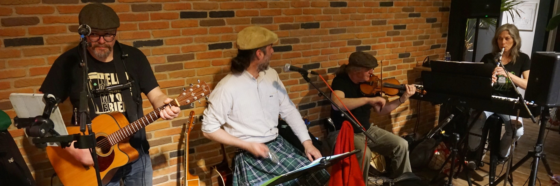 O Bangor's Bangers, groupe de musique Irlandaise en représentation à Yvelines - photo de couverture n° 1