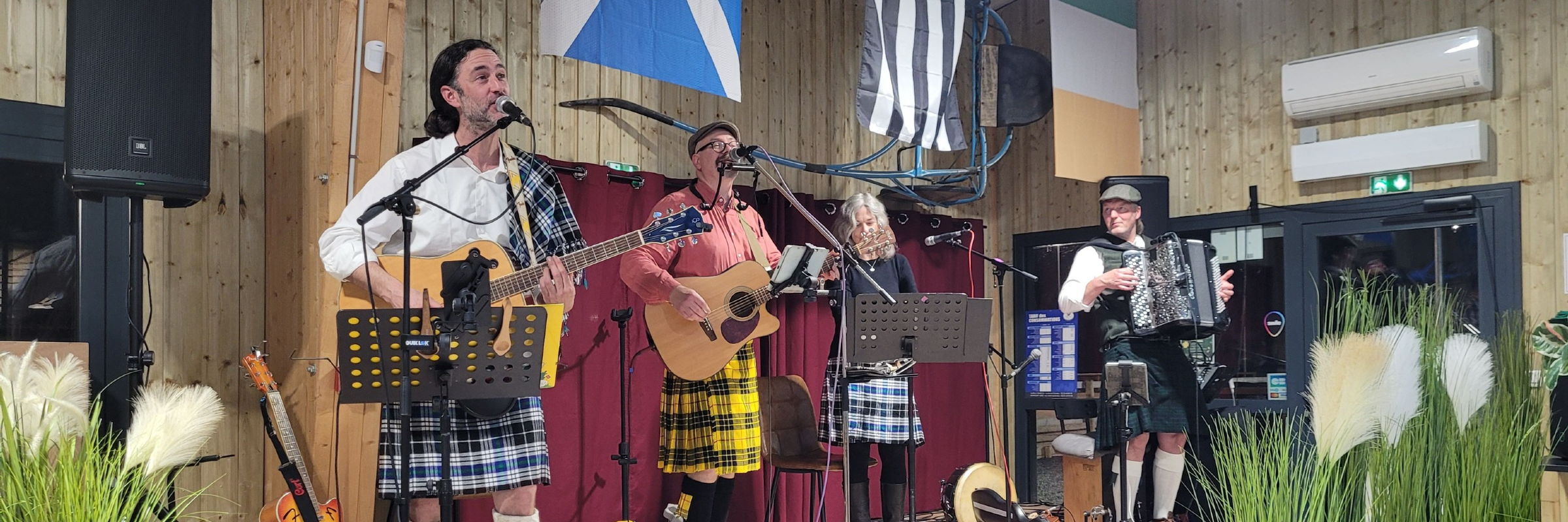 O Bangor's Bangers, groupe de musique Irlandaise en représentation à Yvelines - photo de couverture n° 1