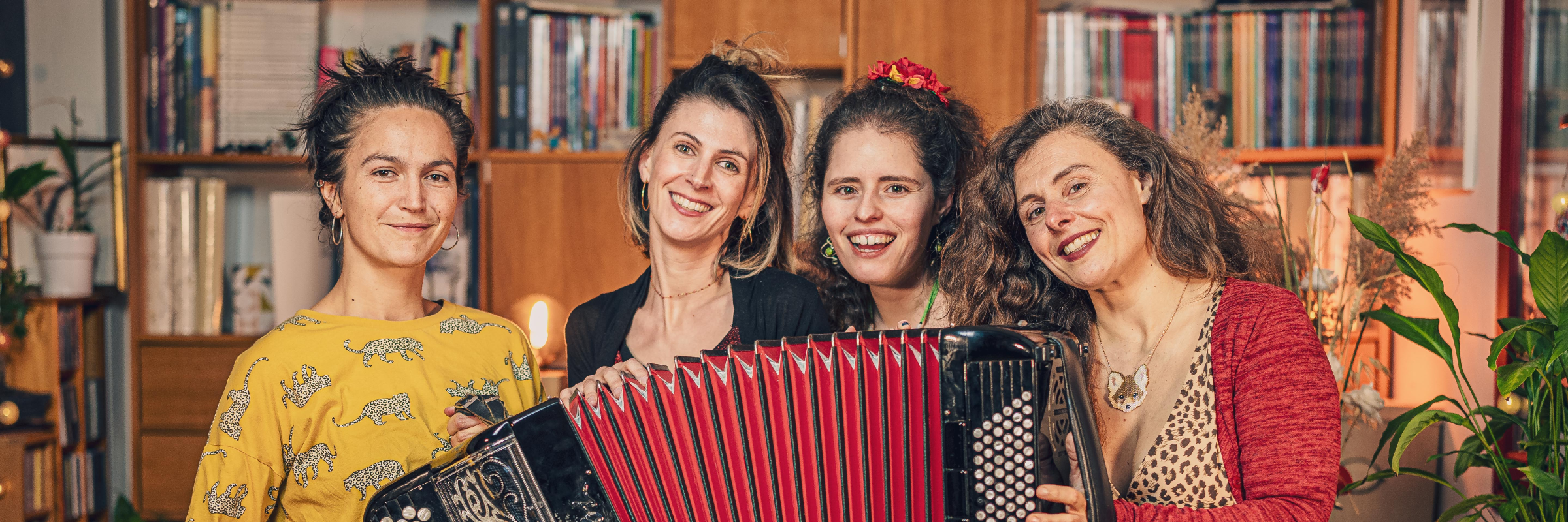 Elsa Mazeran, musicien Chanteur en représentation à Alpes de Haute Provence - photo de couverture