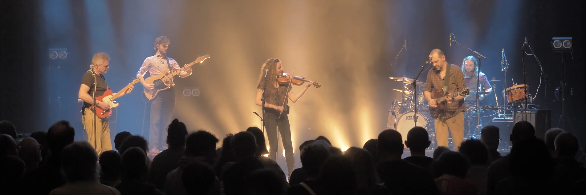 Johanne Kernin, musicien Irlandaise en représentation à Morbihan - photo de couverture n° 3