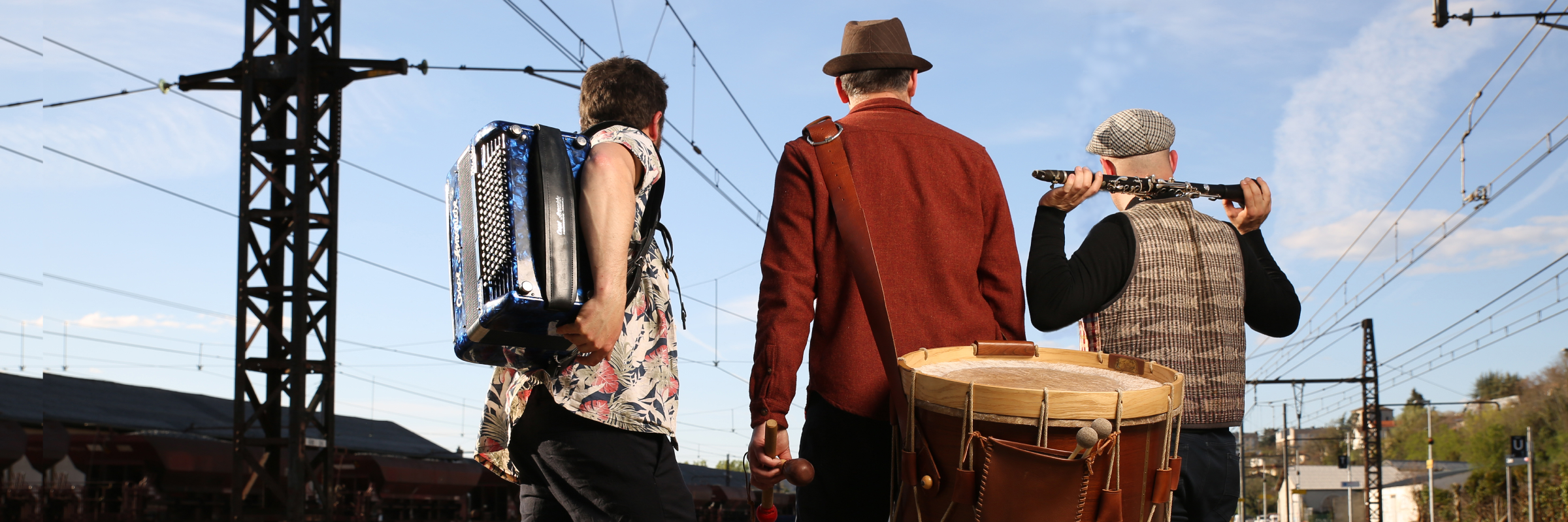 Pierro , groupe de musique Musiques du Monde en représentation à Lot - photo de couverture n° 1