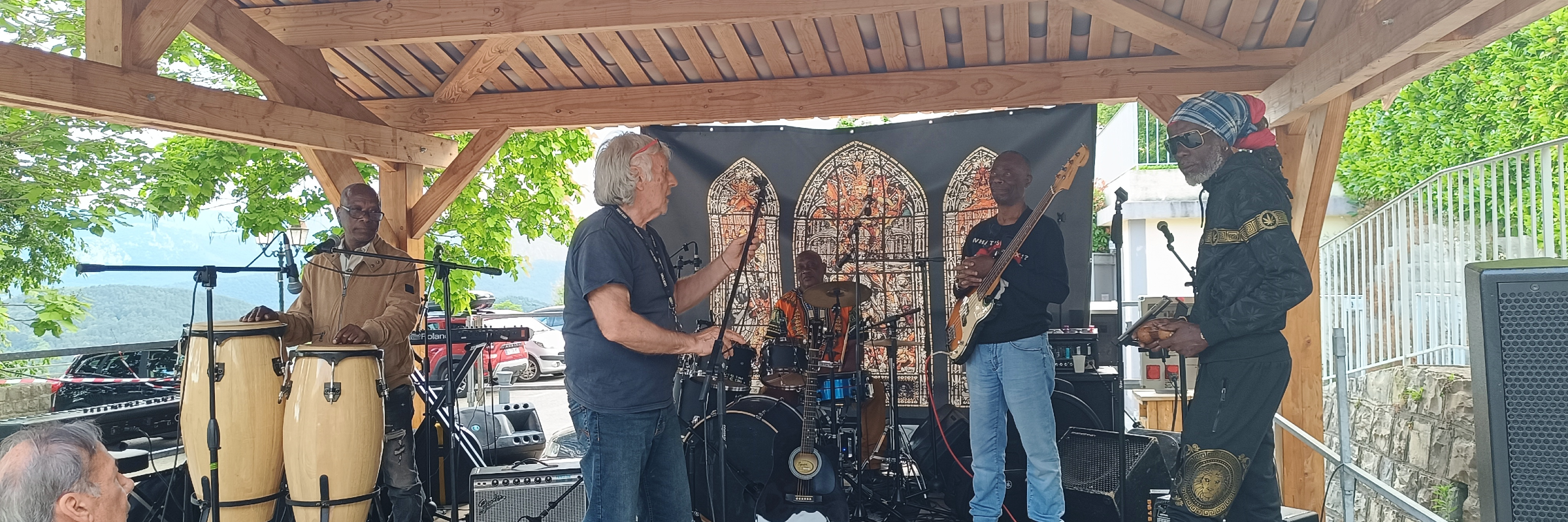 Ceda gaz , groupe de musique Musiques du Monde en représentation à Rhône - photo de couverture n° 1