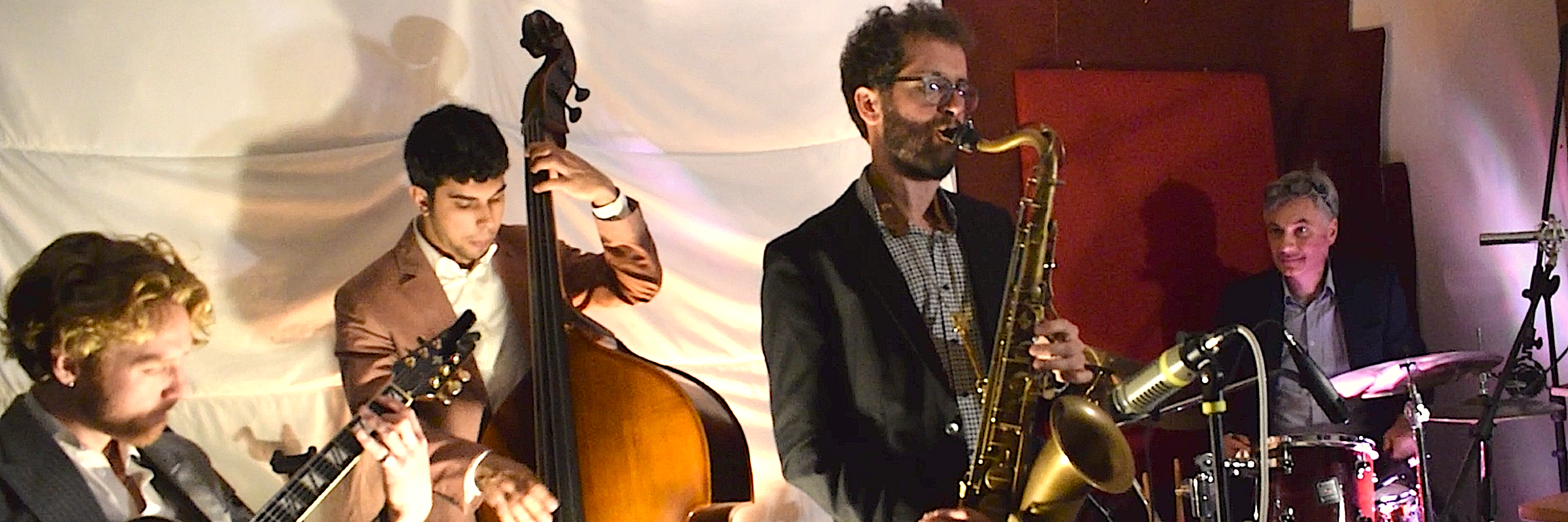 To Be Jazz, musicien Jazz en représentation à Canton de Genève - photo de couverture