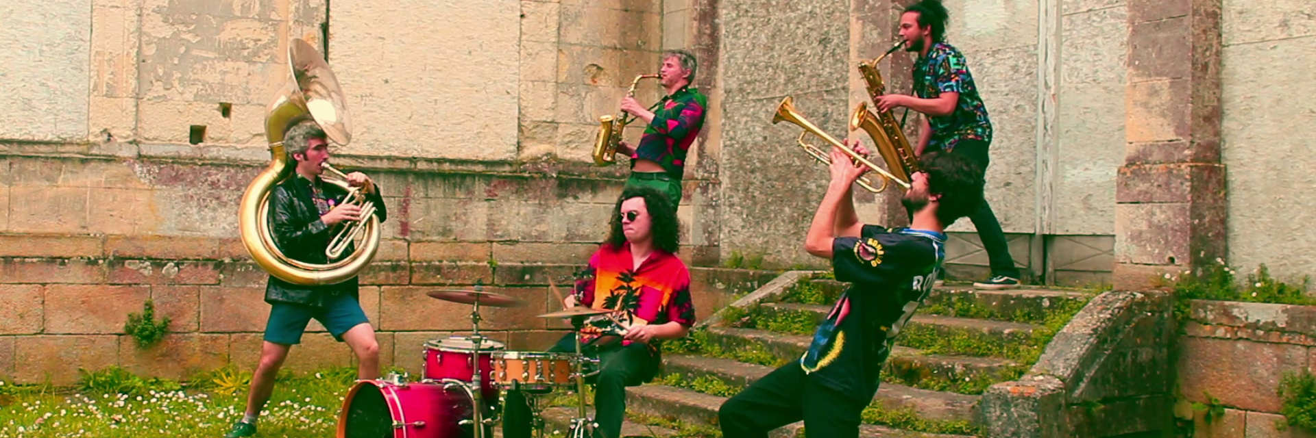 Guacamole Mambo, groupe de musique Acoustique en représentation à Loire Atlantique - photo de couverture