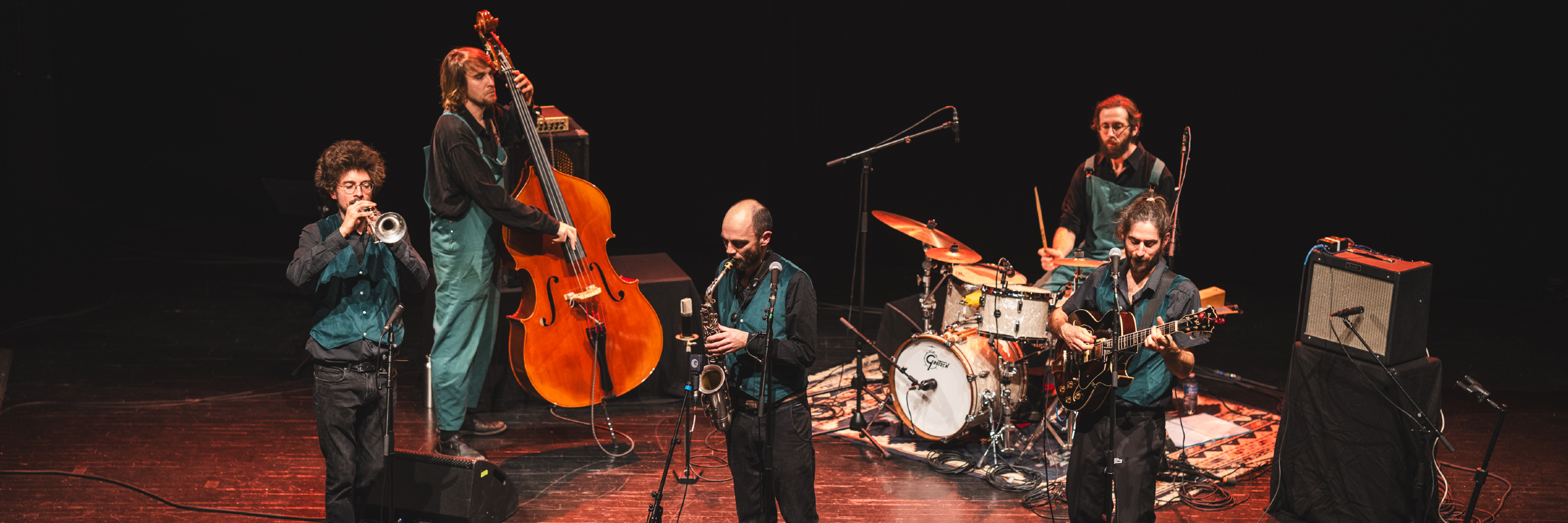 VENI VEDI SWINGI, groupe de musique Jazz en représentation à Ille et Vilaine - photo de couverture n° 4