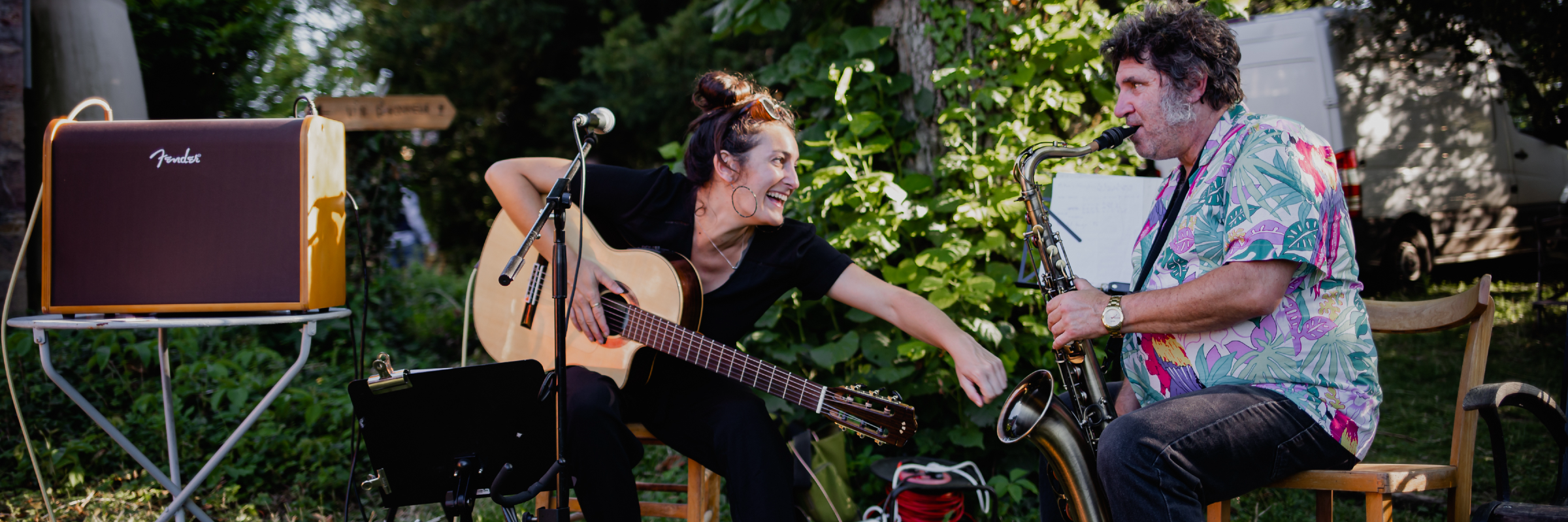 Lisa Callune, musicien Guitariste en représentation à Landes - photo de couverture n° 1
