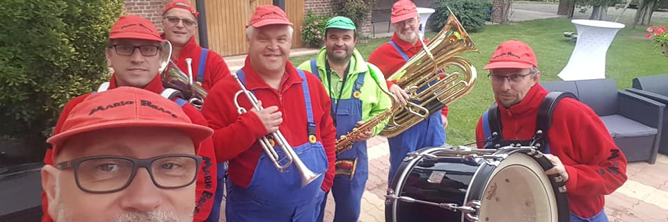 Mario brass, groupe de musique Fanfare en représentation à Pas de Calais - photo de couverture