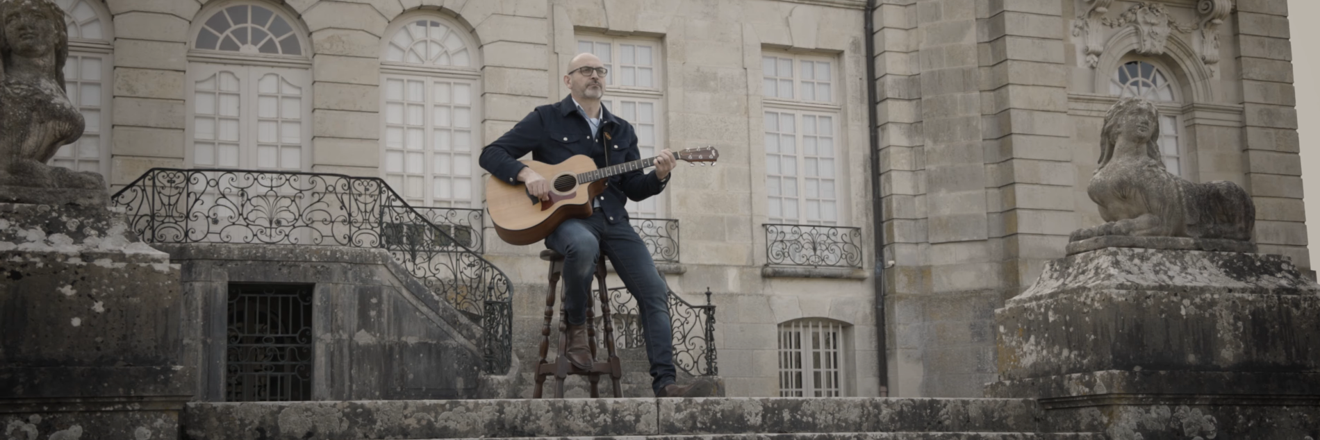 Laurent Barrot , musicien Pop en représentation à Côte d'Or - photo de couverture n° 1