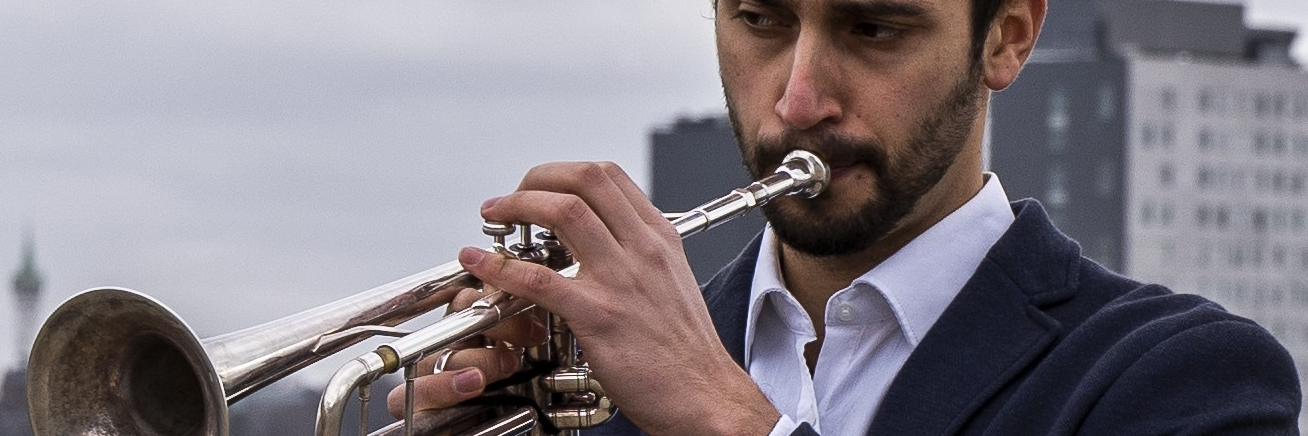 Simone, groupe de musique Trompettiste en représentation à Canton de Genève - photo de couverture n° 3