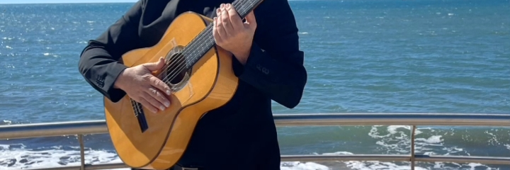 Gipsy tony , musicien Chanteur en représentation à Alpes Maritimes - photo de couverture