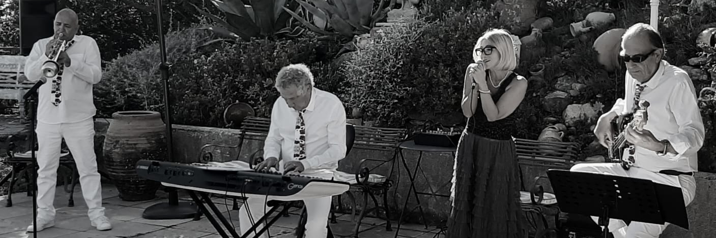 ÉvaJazz Latinity 4tet, groupe de musique Jazz en représentation à Vaucluse - photo de couverture